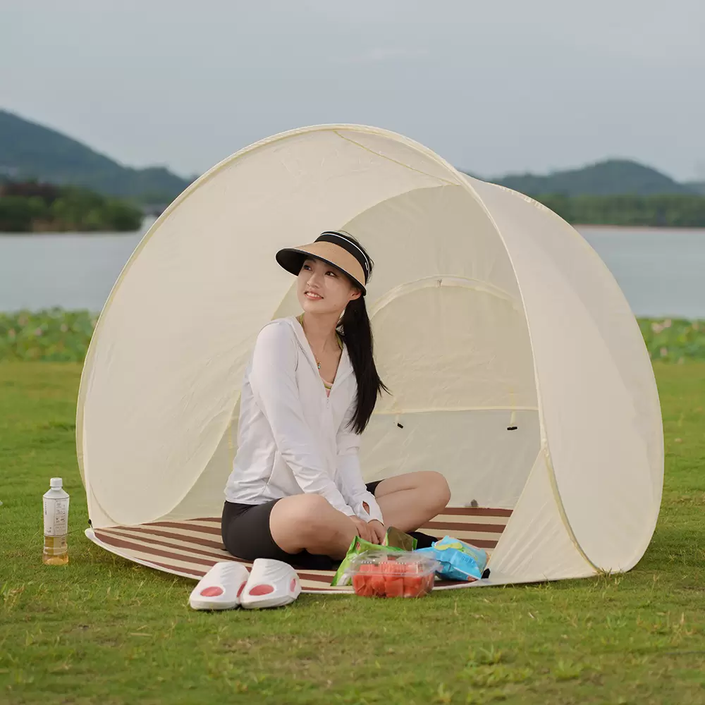 خيمة خارجية قابلة للطي