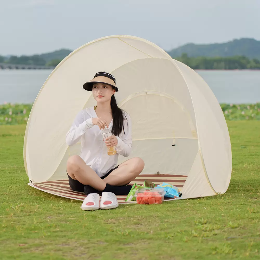 خيمة خارجية قابلة للطي