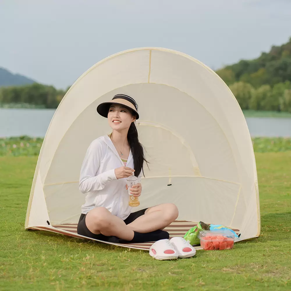 خيمة خارجية قابلة للطي